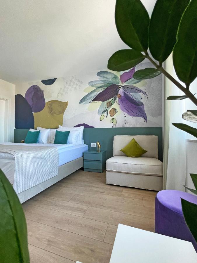 Villa Ardura - Island Holiday Residence **** Bol. Island Brac Екстер'єр фото